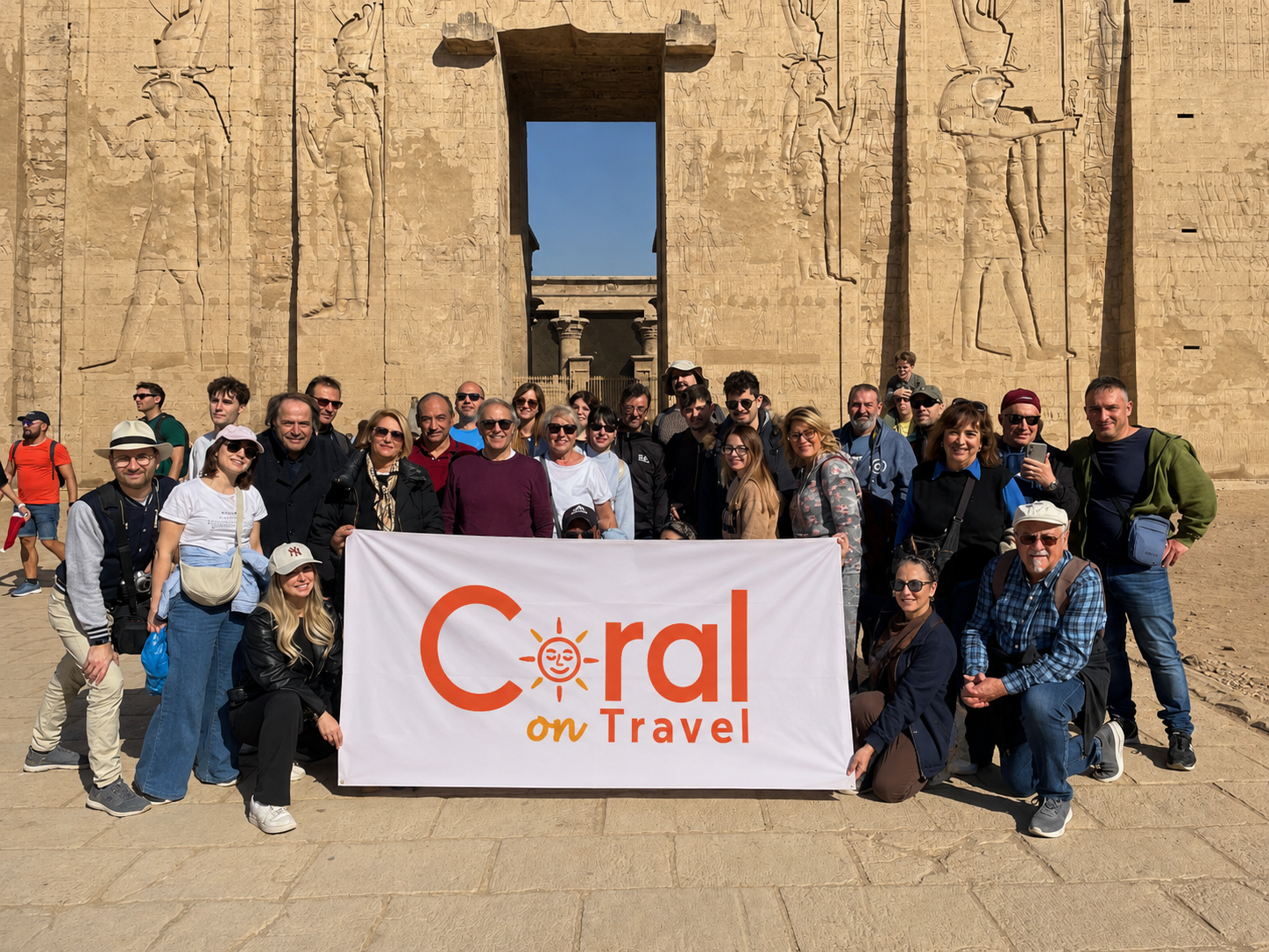 Tour de 12 Días por El Cairo, Crucero por el Nilo y los Oasis