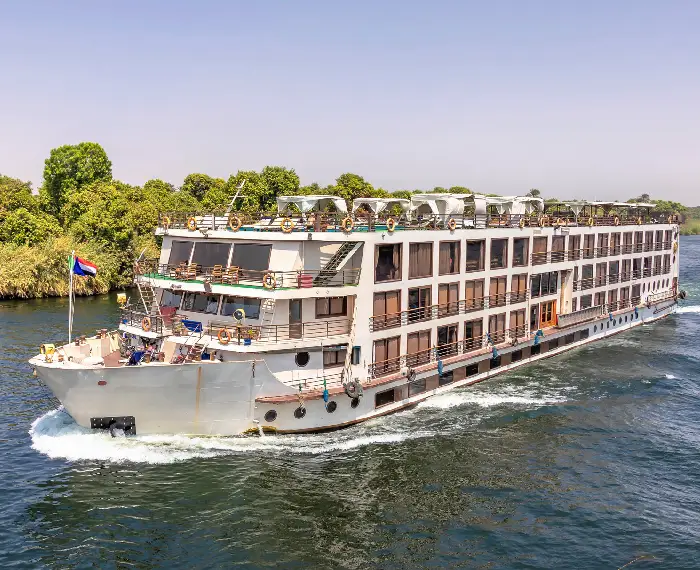 Cairo, the Nile, and Hurghada 12-Day Easter Tour