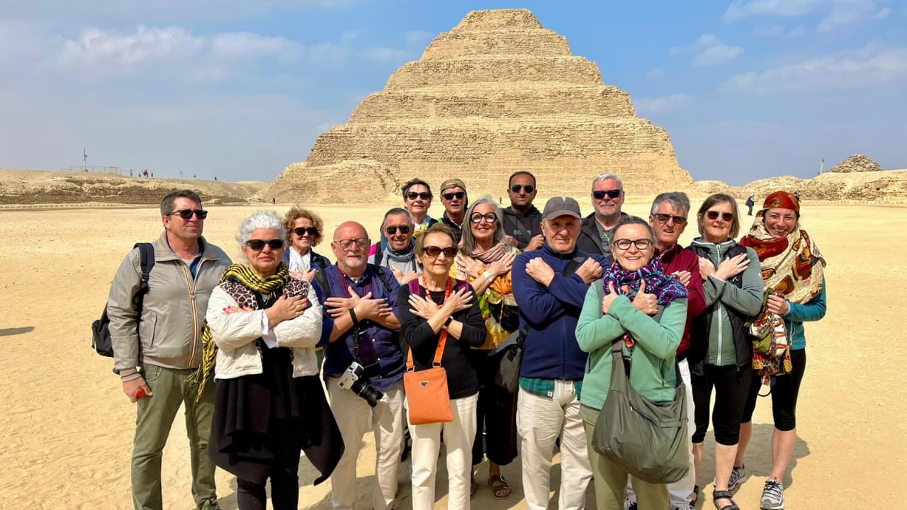 Tour to Giza Pyramids and Saqqara from Alexandria Port